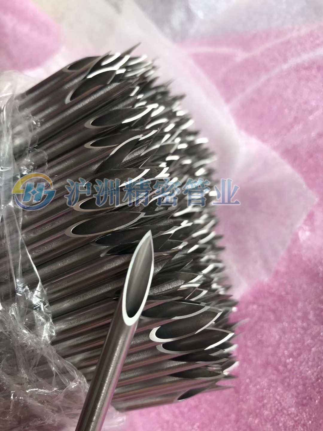 /chanpinzhanshi/buxiugangmaoxiguanjiagongjian/2020/0215/1369.html